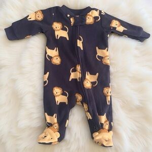 EUC Carter’s Zip Up Lion One Piece Newborn Outfit